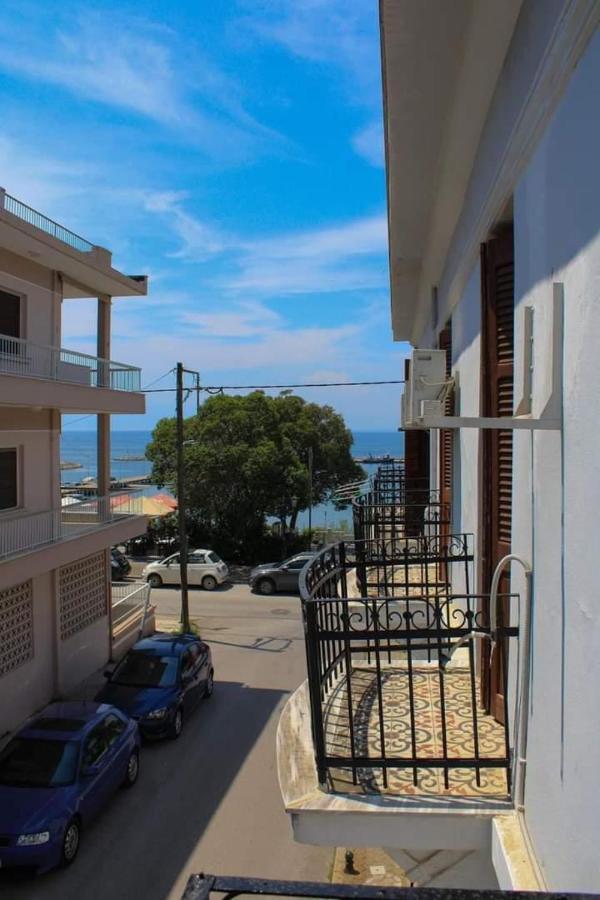 Στρατής Aparthotel Nea Michaniona Exterior photo